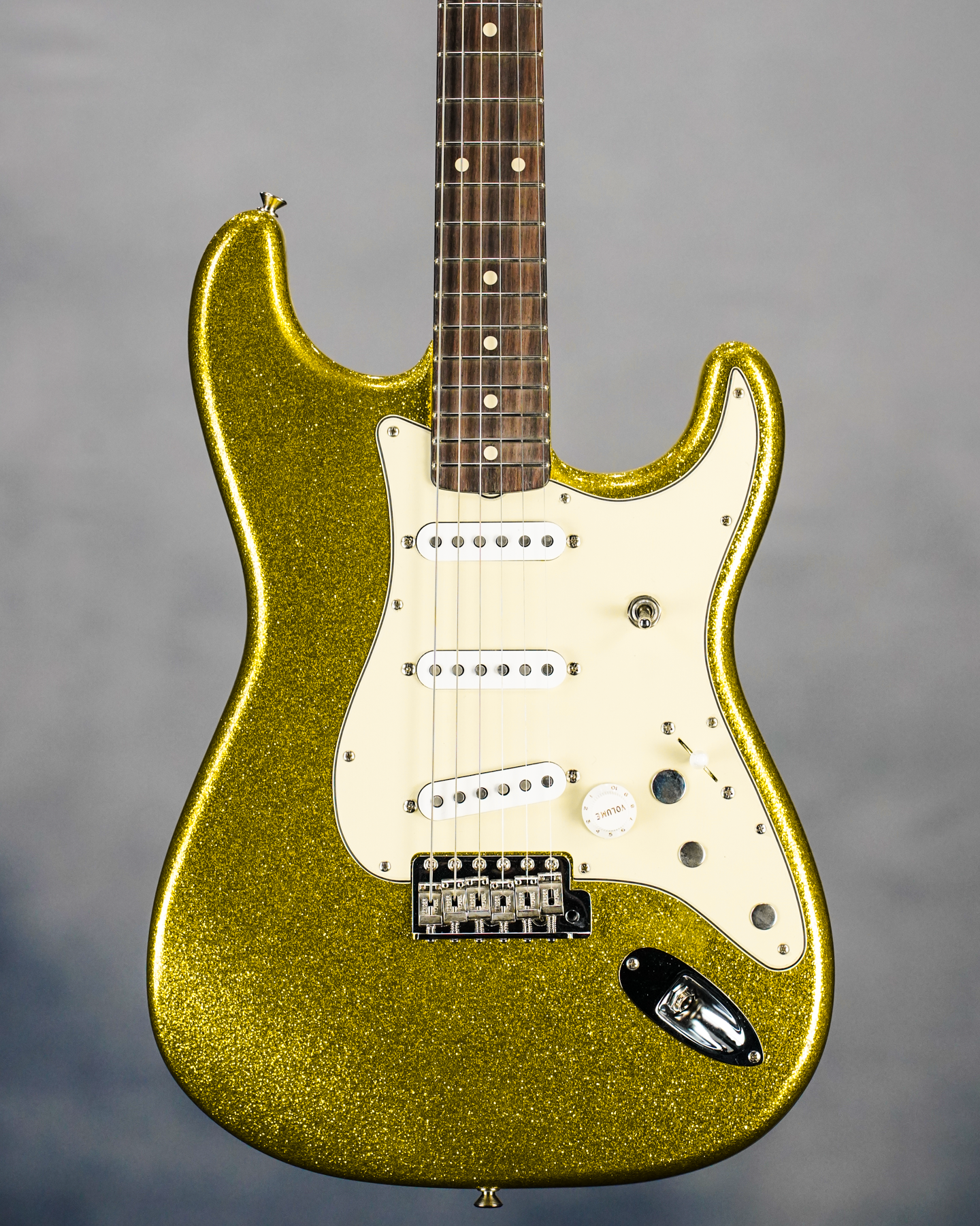 Dick Dale Stratocaster, Rosewood Fingerboard, Chartreuse Sparkle