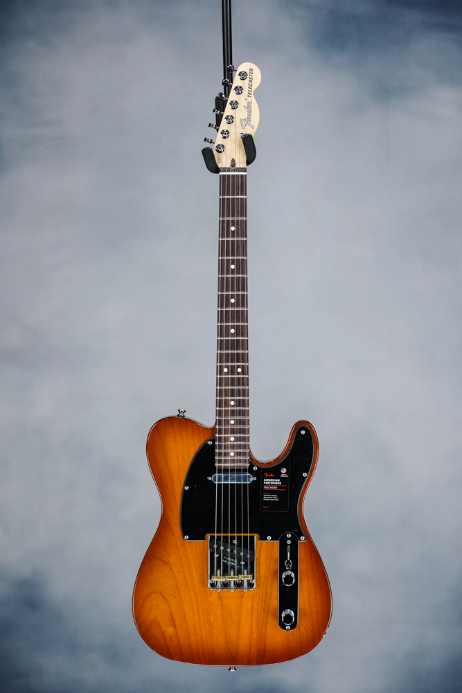 American Performer Telecaster, Rosewood Fingerboard, Honey