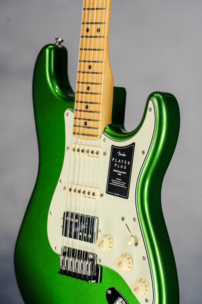 Player Plus Stratocaster HSS, Maple Fingerboard, Cosmic Jade