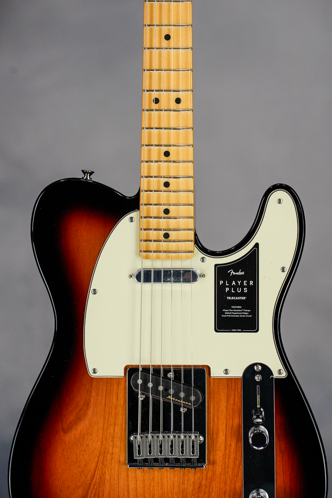 Player Plus Telecaster, Maple Fingerboard, 3-Color Sunburst