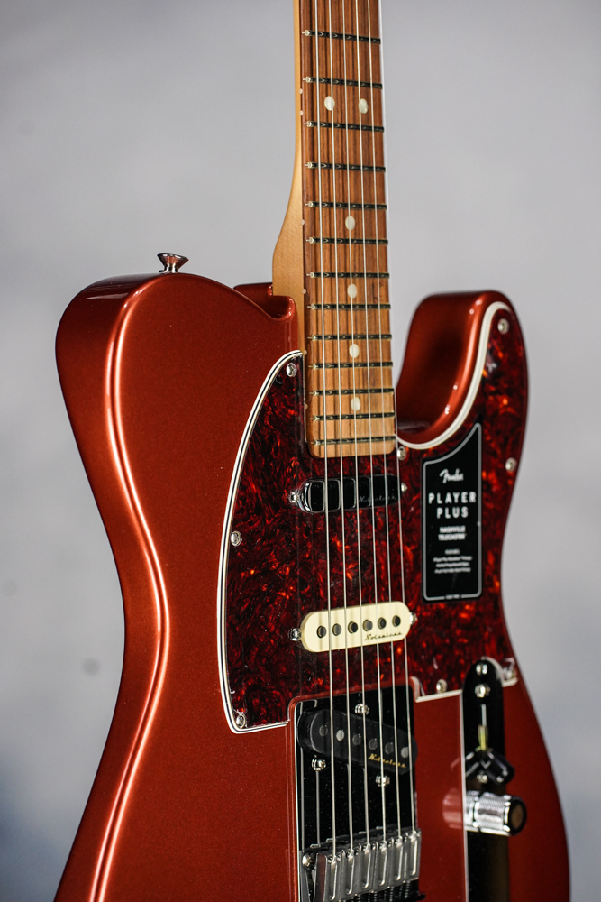 Player Plus Nashville Telecaster, Pau Ferro Fingerboard, Aged Candy Apple Red