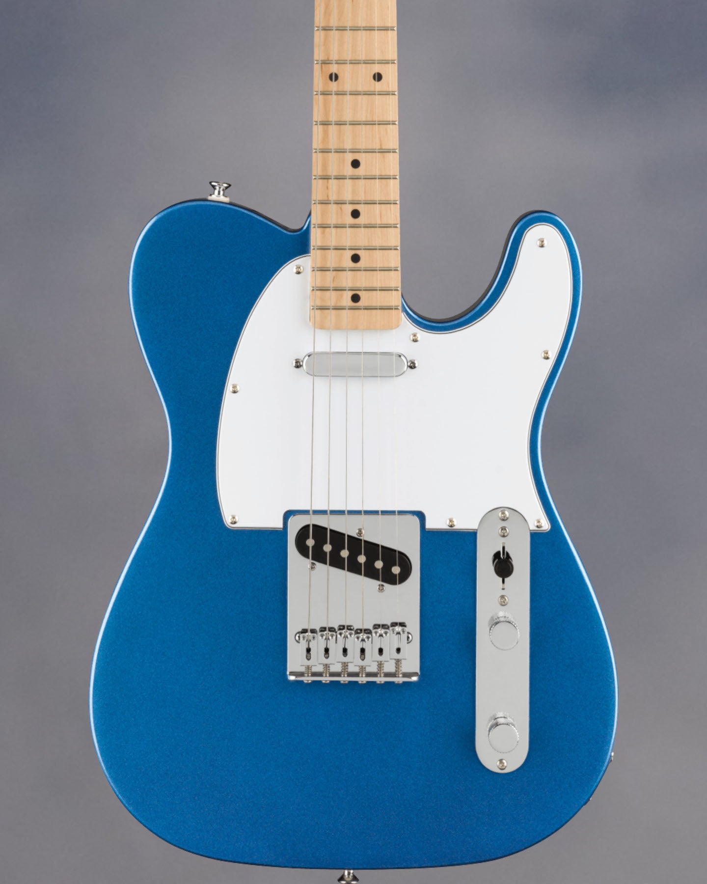 Affinity Series Telecaster, Maple Fingerboard, White Pickguard, Lake Placid Blue