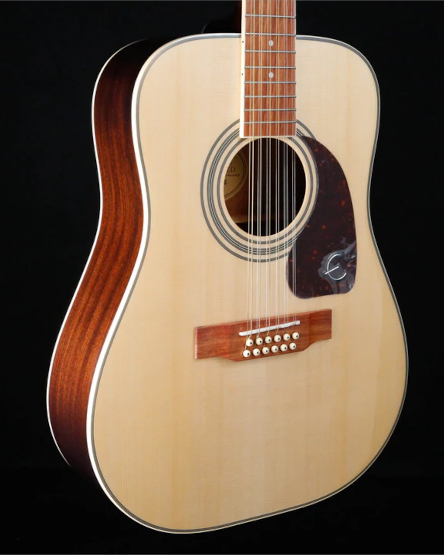 EA2TNACH1 DR-212 Acoustic Guitar w/ Chrome HW, Natural