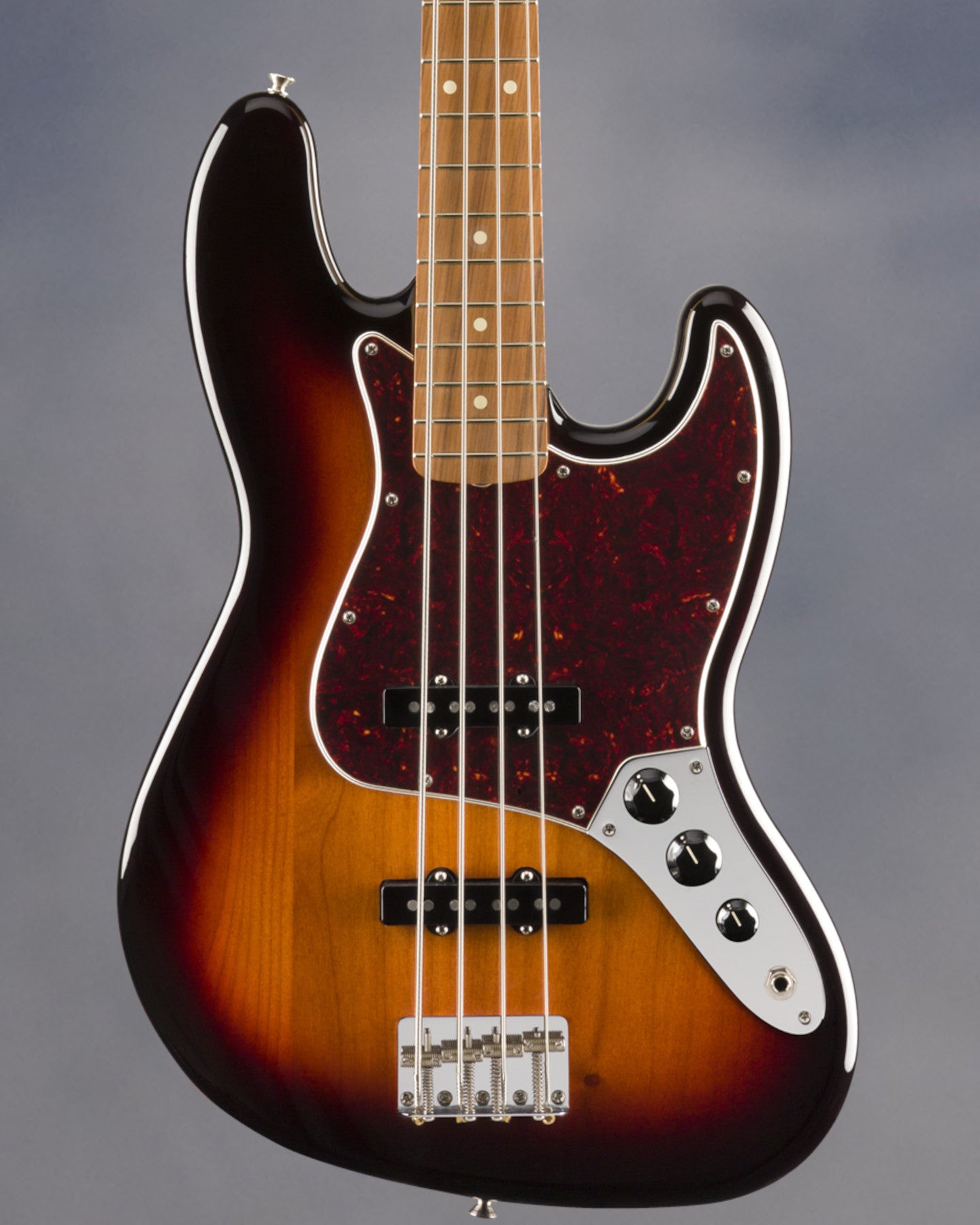 Vintera '60s Jazz Bass, Pau Ferro Fingerboard, 3-Color Sunburst