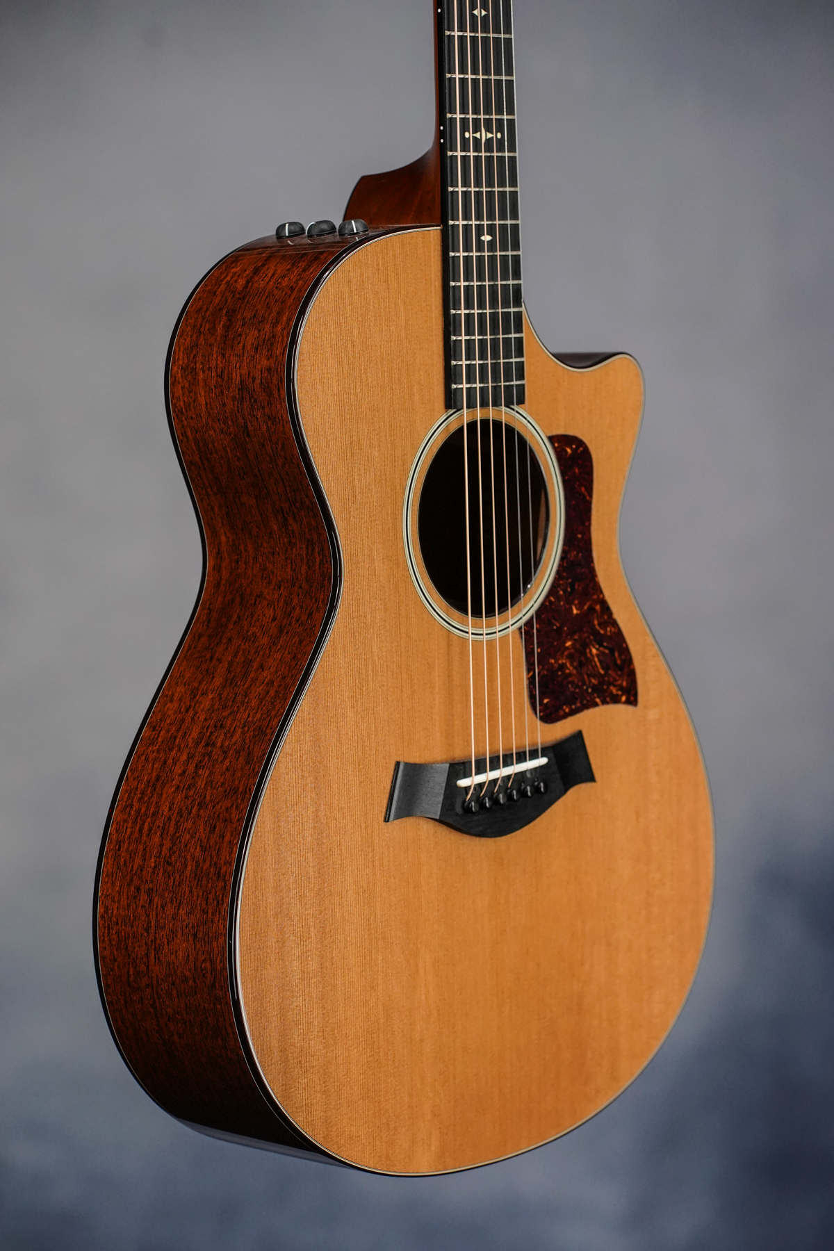 512ce Grand Concert Cutaway Acoustic-Electric Guitar, Natural