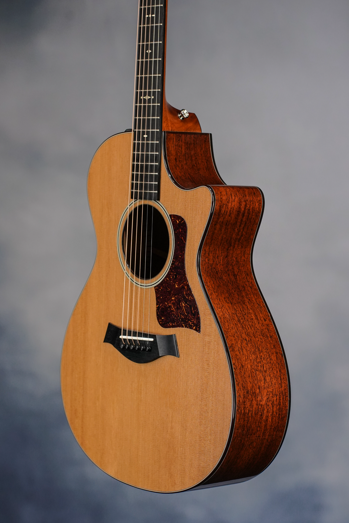 512ce Grand Concert Cutaway Acoustic-Electric Guitar, Natural