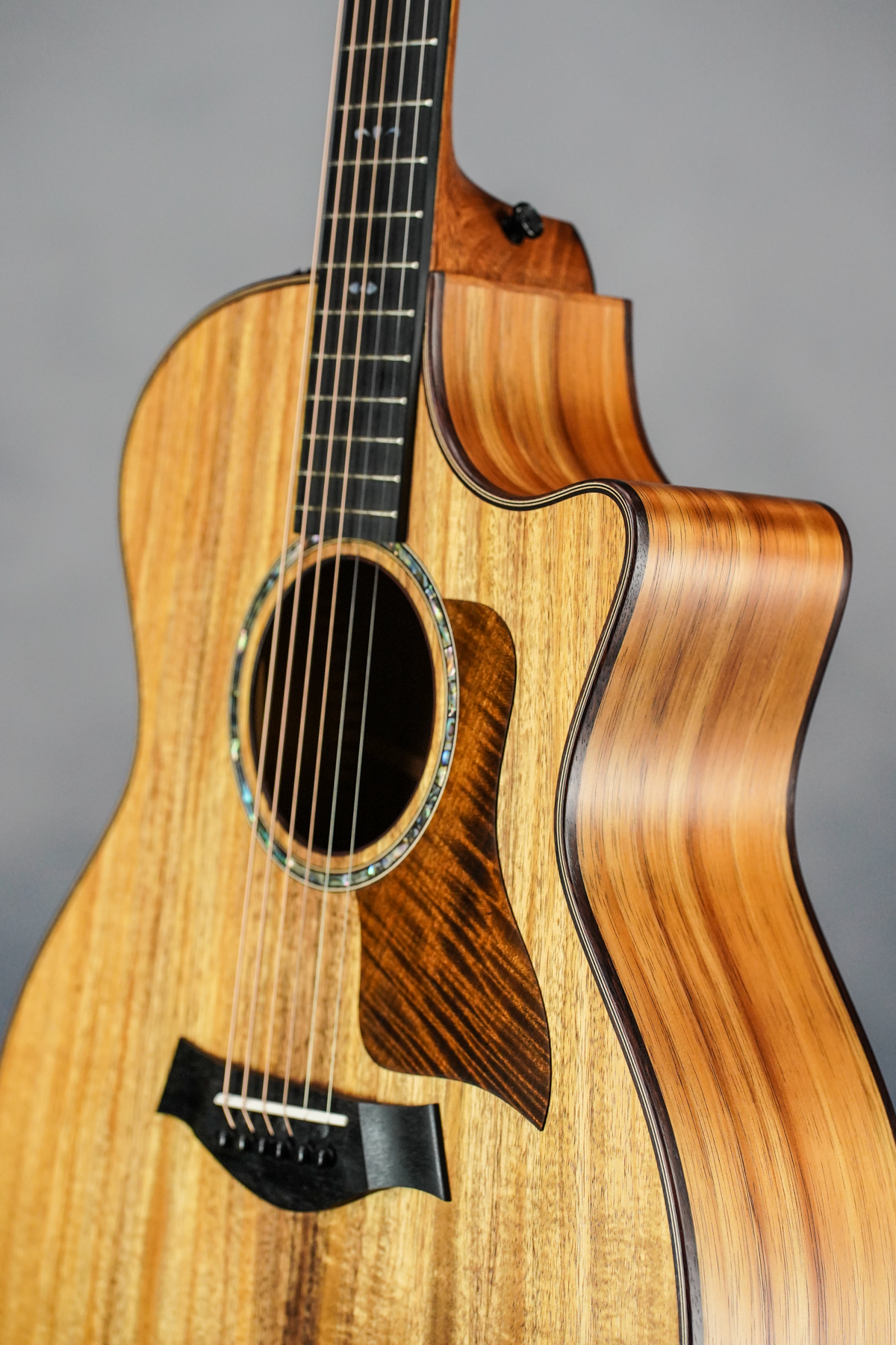 724ce Koa Top, Koa Back and Sides