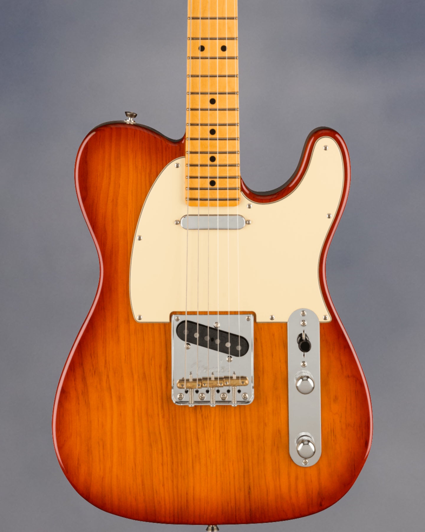 American Professional II Telecaster, Maple Fingerboard, Sienna Sunburst