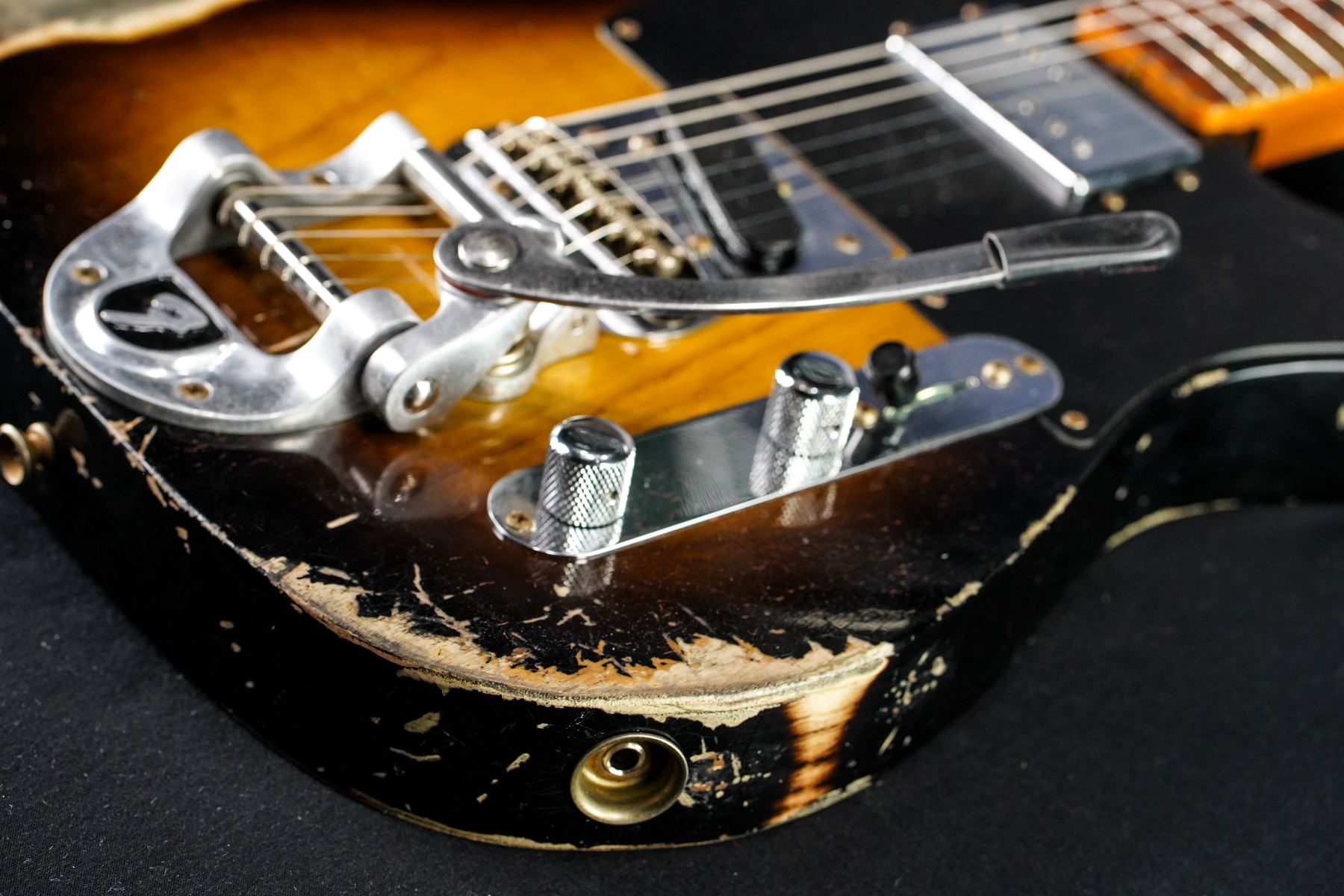 FENDER CUSTOM SHOP CUNIFE BLACKGUARD TELECASTER BIGSBY HEAVY RELIC FADED WIDE 2-TONE SUNBURST