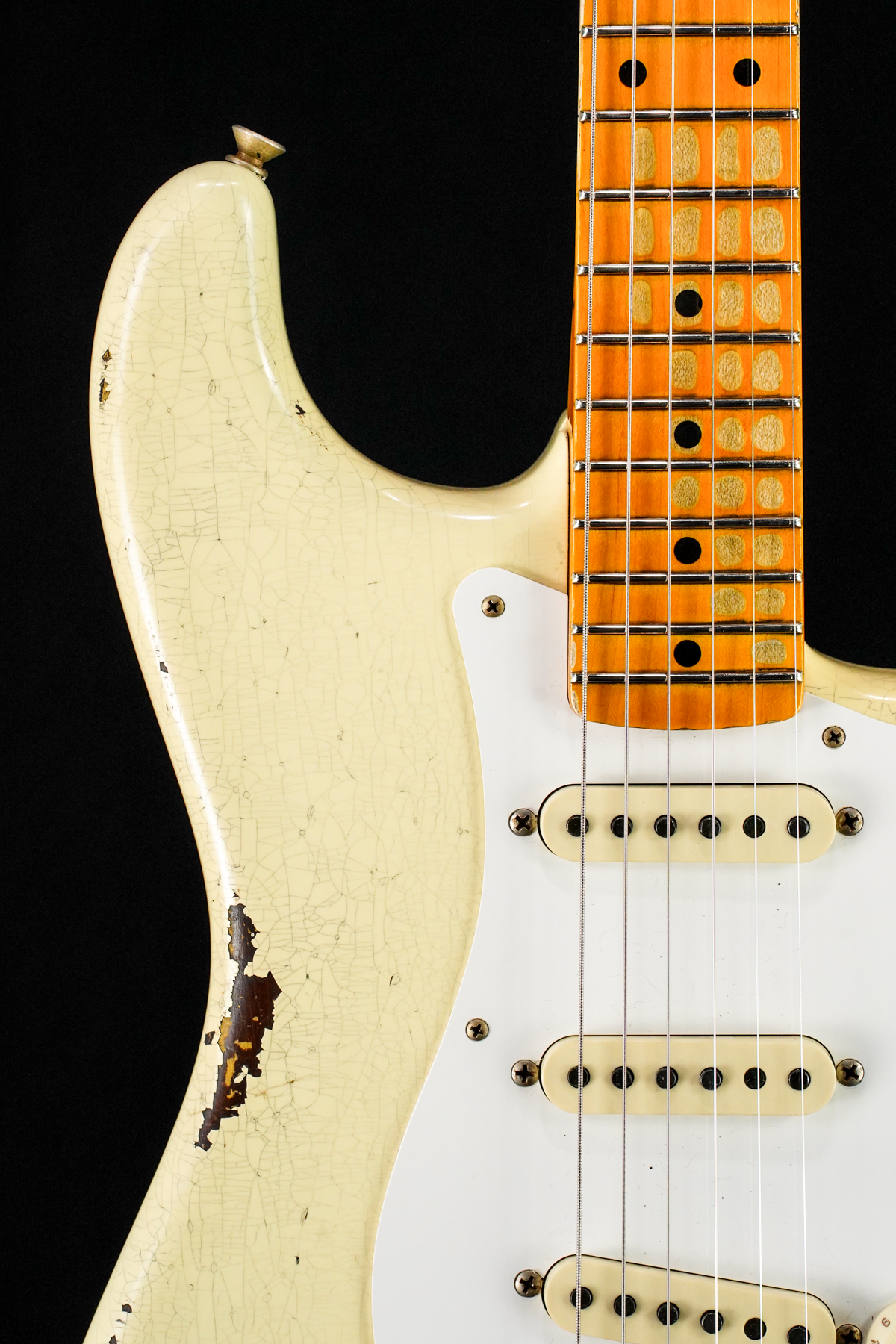 CUSTOM SHOP 1956 STRATOCASTER - HEAVY RELIC VINTAGE WHITE OVER SUNBURST