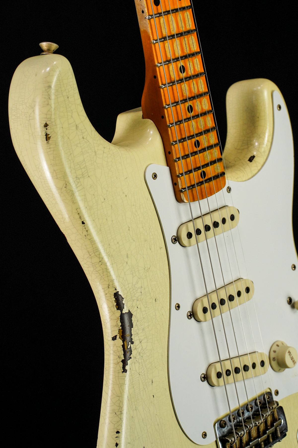 CUSTOM SHOP 1956 STRATOCASTER - HEAVY RELIC VINTAGE WHITE OVER SUNBURST