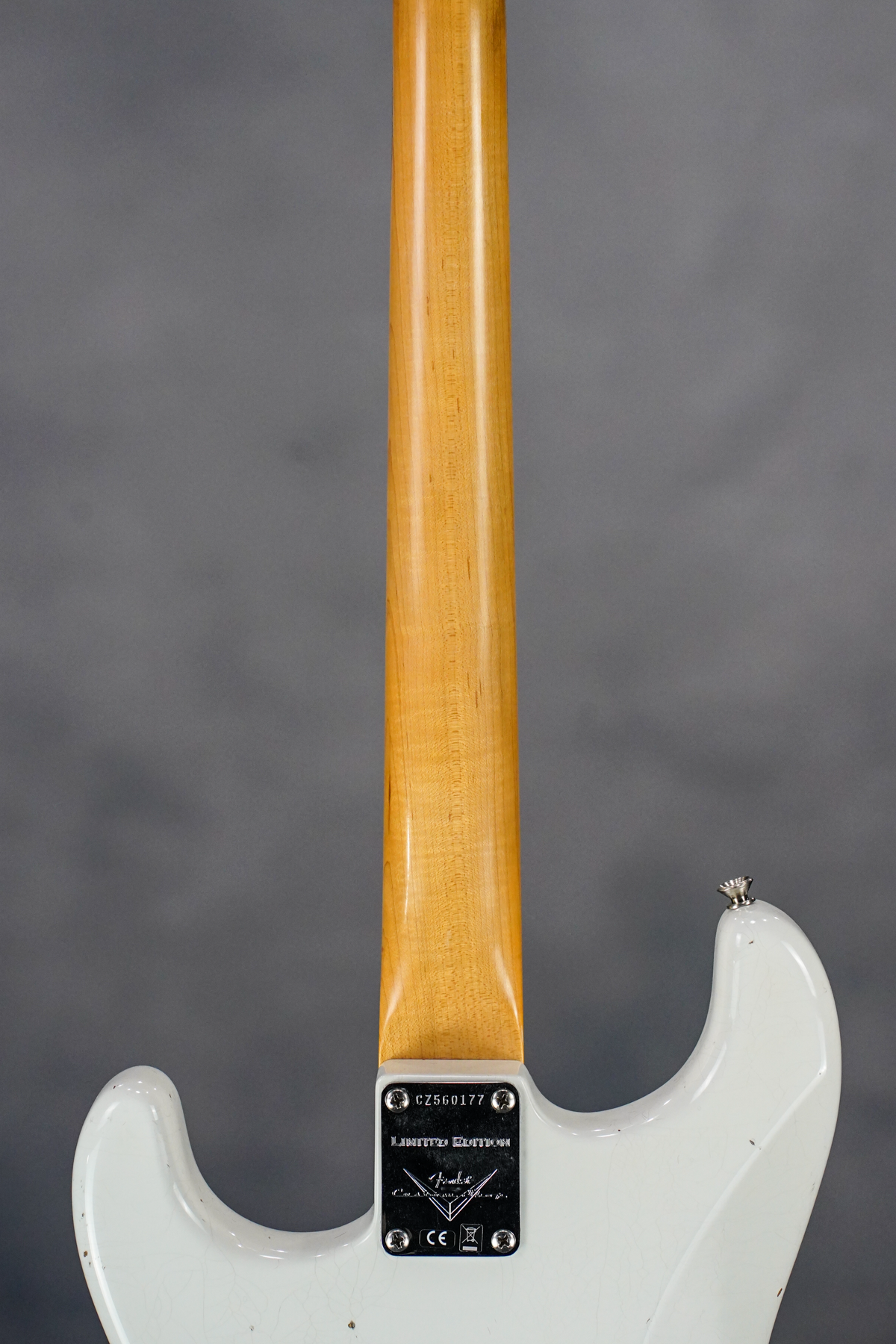 LTD 64 STRAT Journeyman /CC - Aged Olympic White