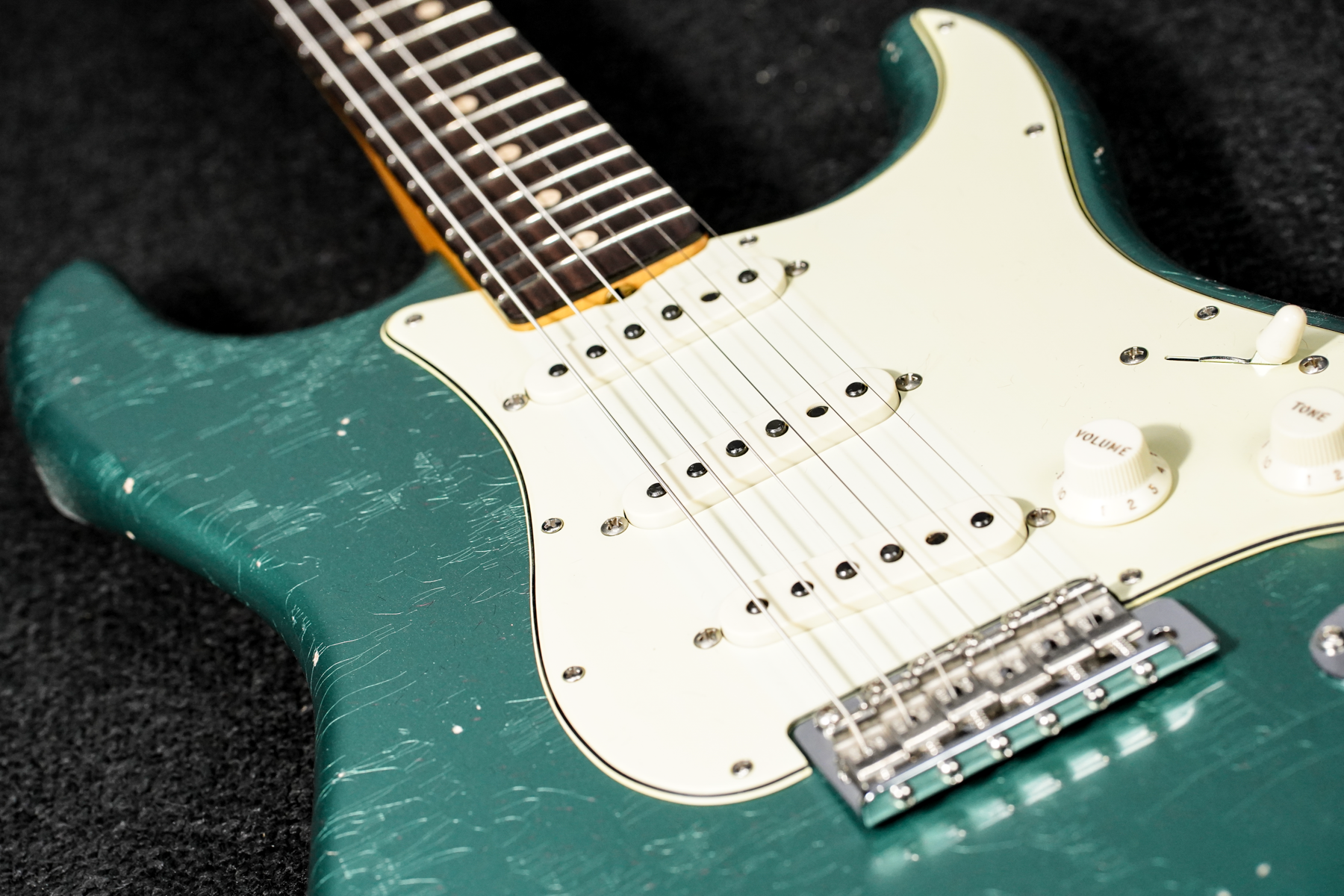 Custom Shop '63 Strat Journeyman Closet Classic Faded Aged Sherwood Green