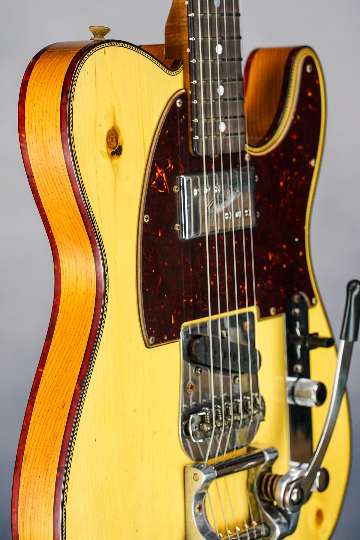 LIMITED EDITION CUNIFE TELE CUSTOM - JOURNEYMAN RELIC, AGED AMBER NATURAL