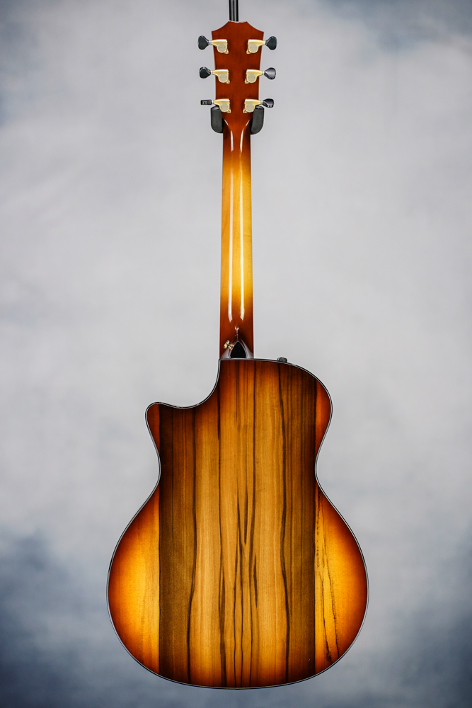 Custom Shop Grand Auditorium, Tasmanian Blackheart Sassafras