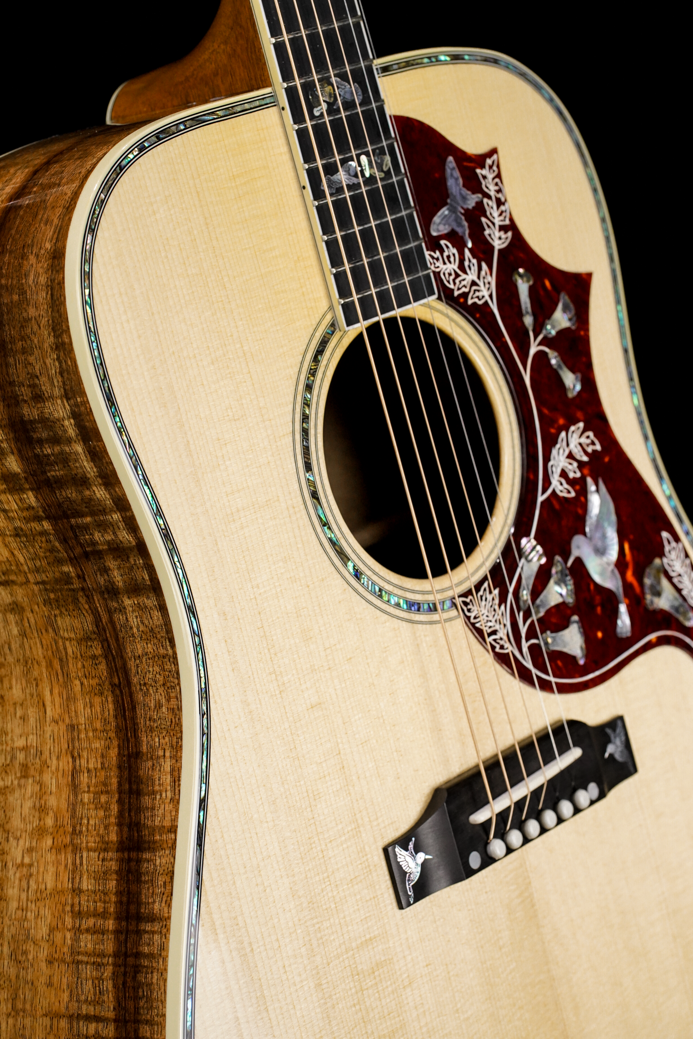 Hummingbird Custom, Koa