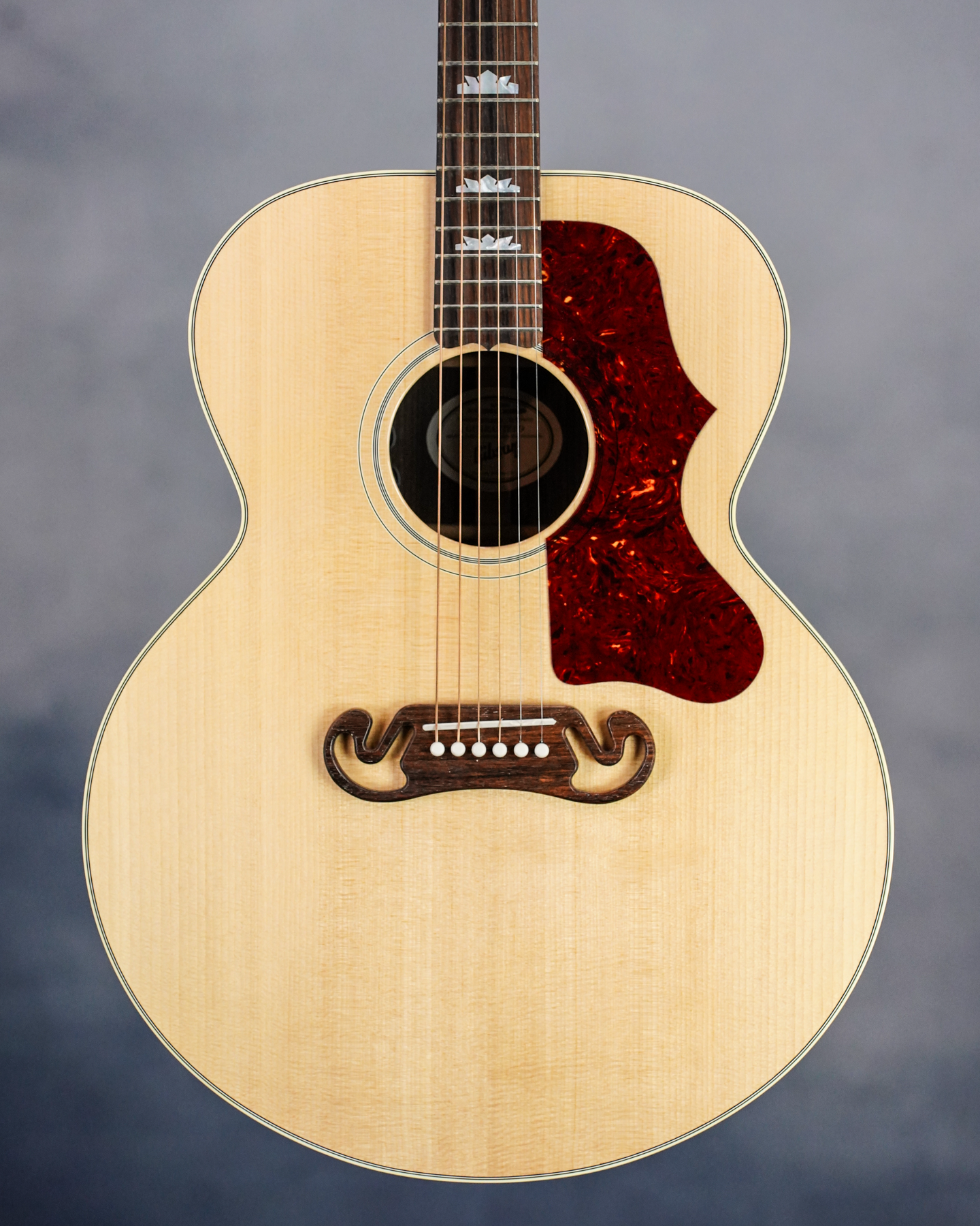 SJ-200 Studio Rosewood, Antique Natural