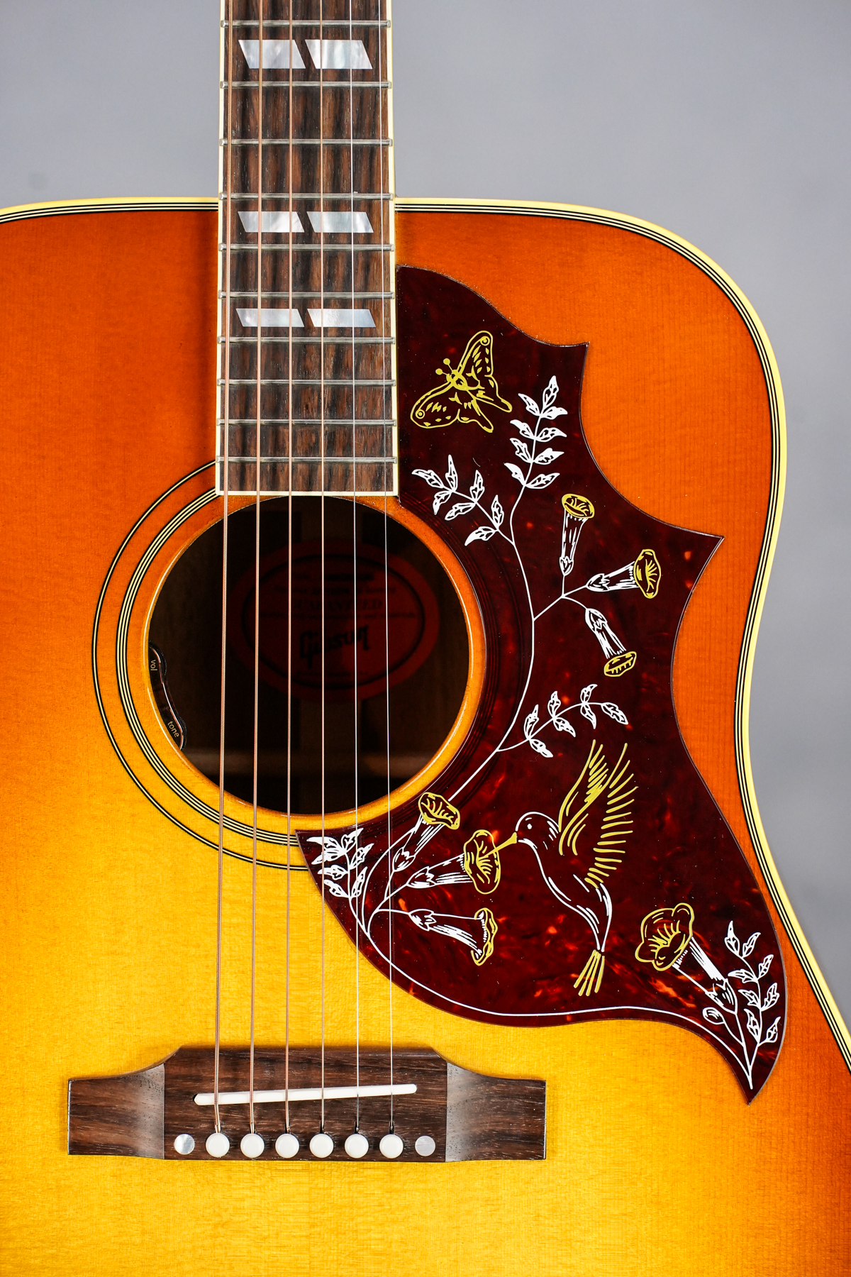 Hummingbird Original, Heritage Cherry Sunburst